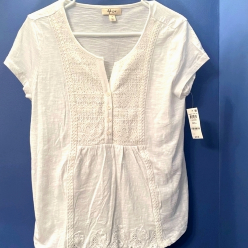 Style and co Bohemian style white Peasant top, NEW